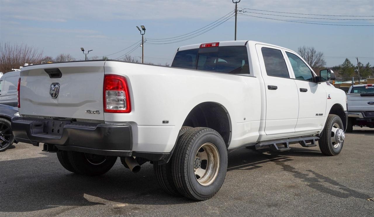 RAM 3500 Tradesman Crew Cab 4WD DRW 2021