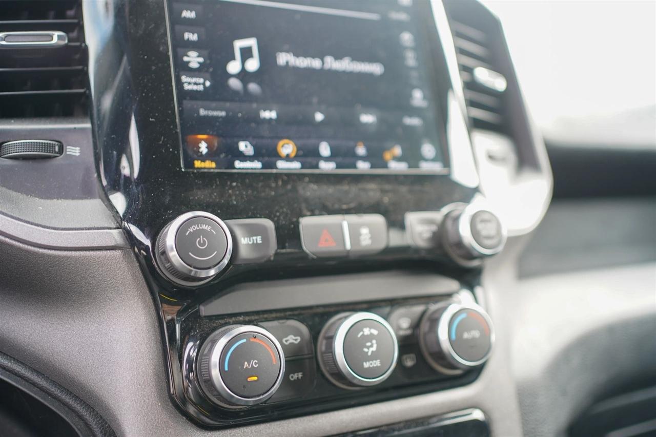 RAM 3500 Tradesman Crew Cab 4WD DRW 2021