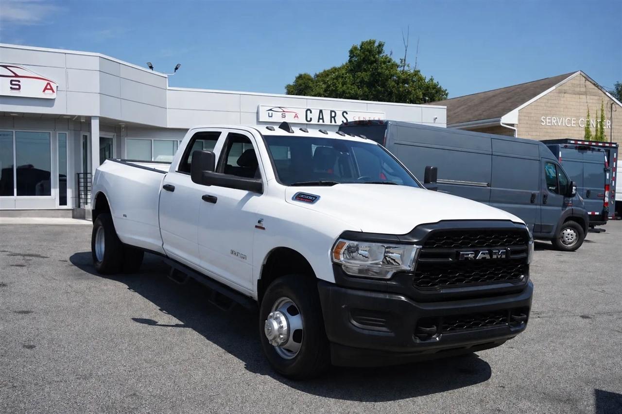 RAM 3500 Tradesman Crew Cab 4WD DRW 2021