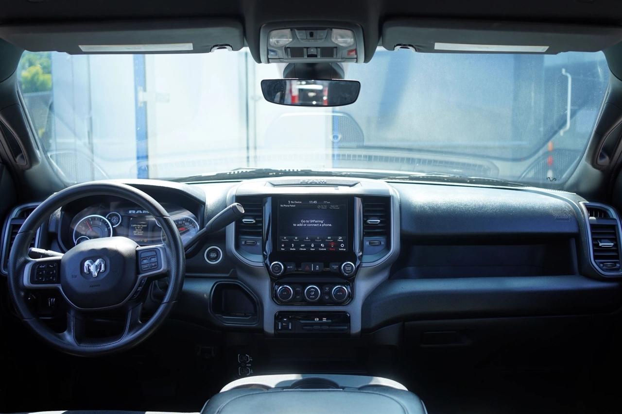 RAM 3500 Tradesman Crew Cab 4WD DRW 2021