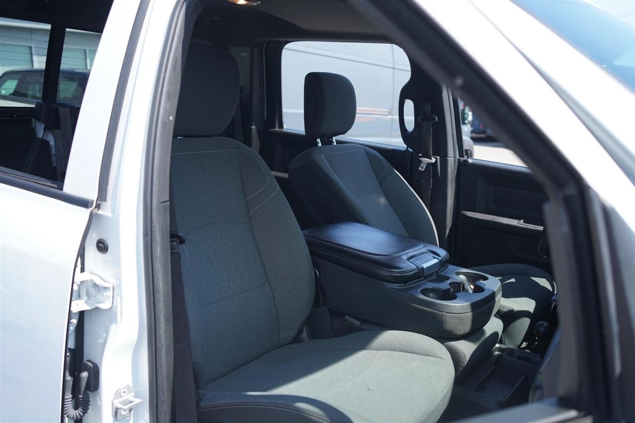 RAM 3500 Tradesman Crew Cab 4WD DRW 2021