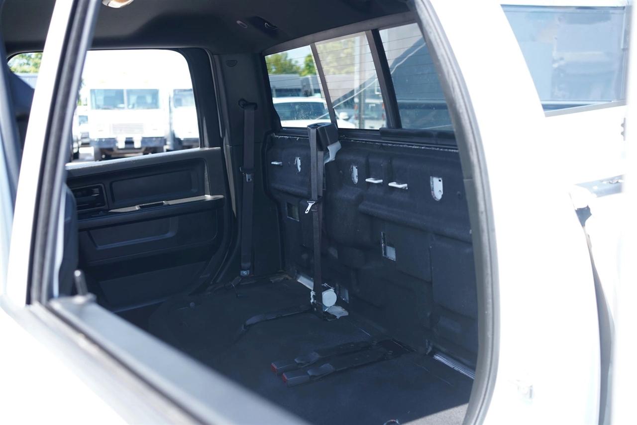 RAM 3500 Tradesman Crew Cab 4WD DRW 2021