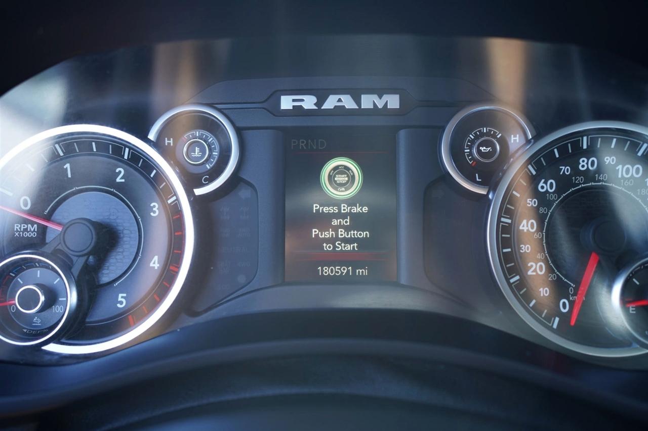 RAM 3500 Tradesman Crew Cab 4WD DRW 2021