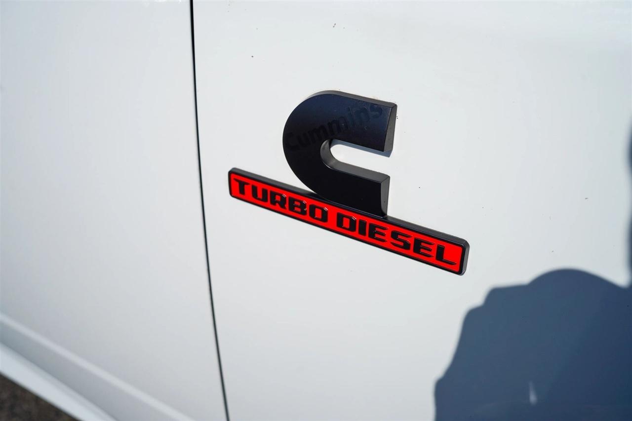 RAM 3500 Tradesman Crew Cab 4WD DRW 2024