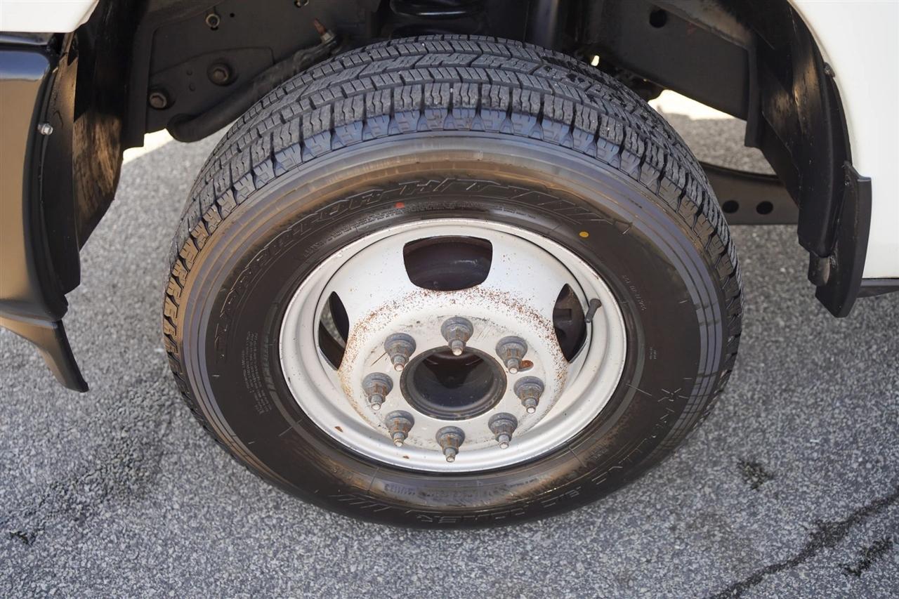 RAM 3500 Tradesman Crew Cab 4WD DRW 2024