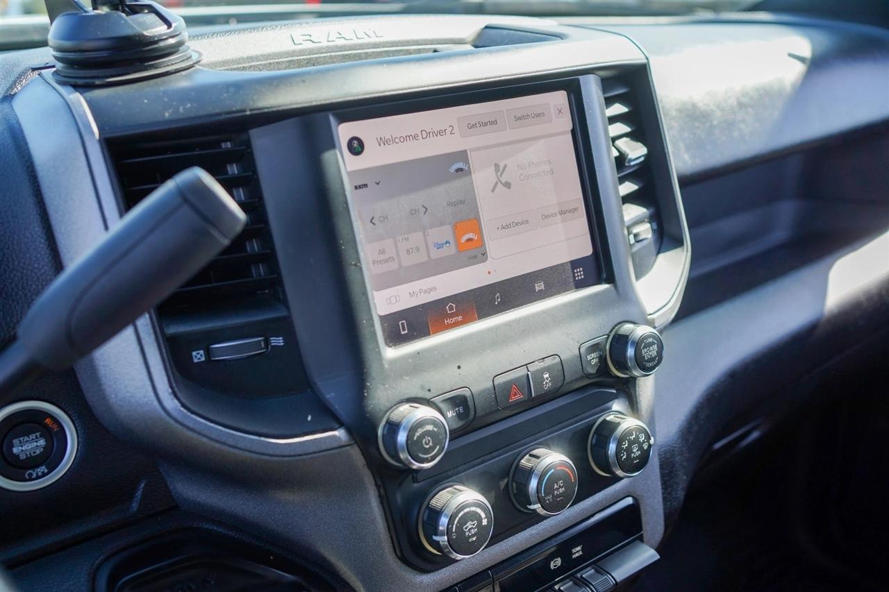 RAM 3500 Tradesman Crew Cab 4WD DRW 2024