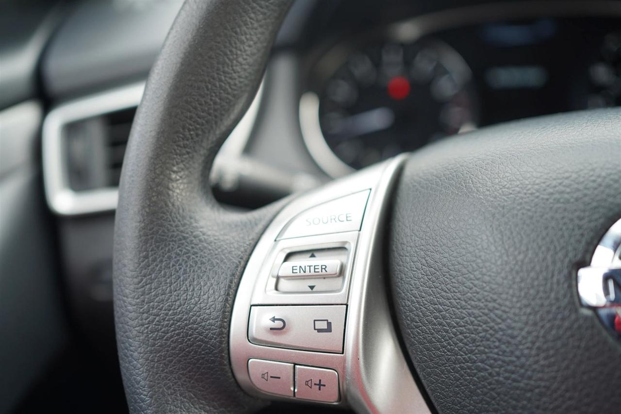 Nissan Rogue S AWD 2016