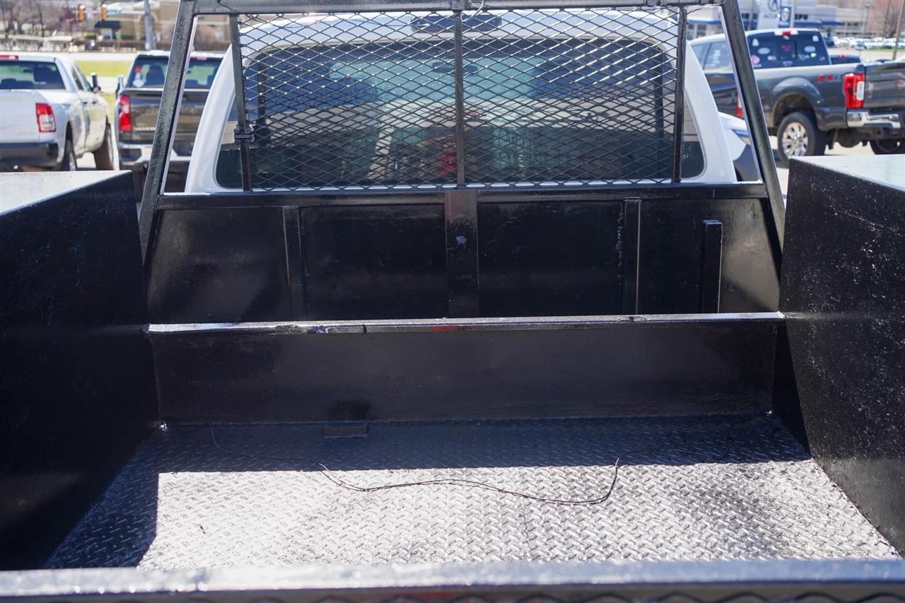 Ford F-350 SD XL Crew Cab Long Bed DRW 4WD 2015