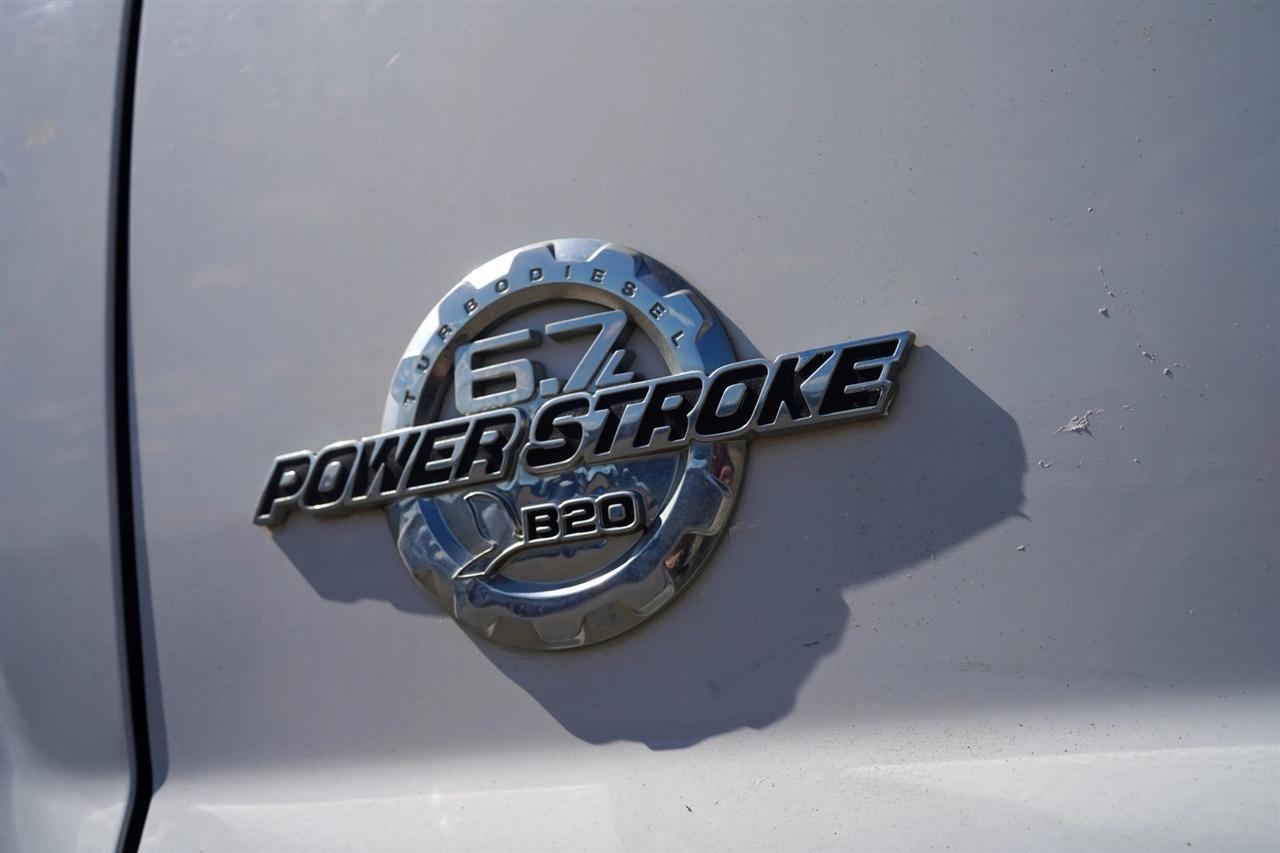 Ford F-350 SD XL Crew Cab Long Bed DRW 4WD 2015