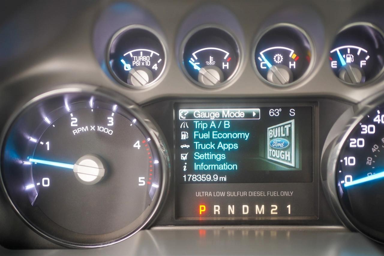 Ford F-350 SD XLT Crew Cab 4WD 2015