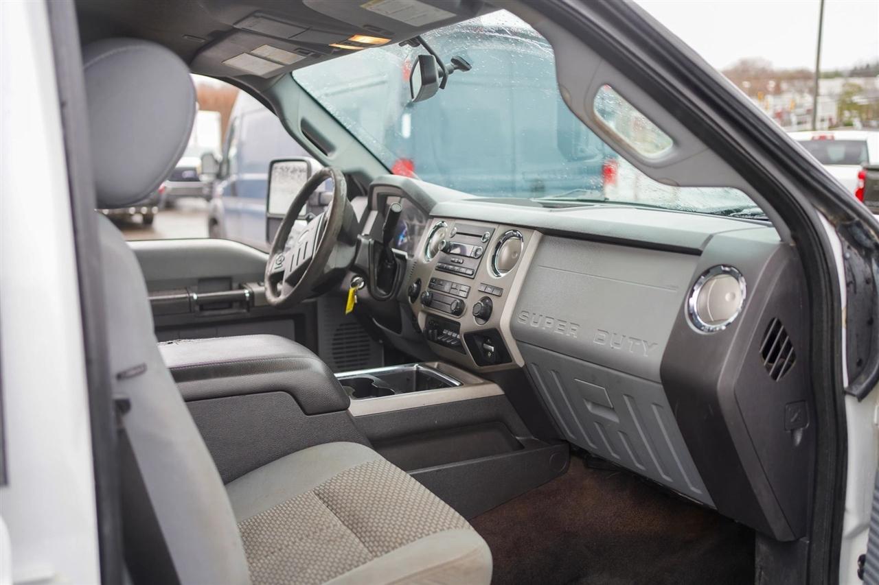 Ford F-350 SD XLT Crew Cab 4WD 2015