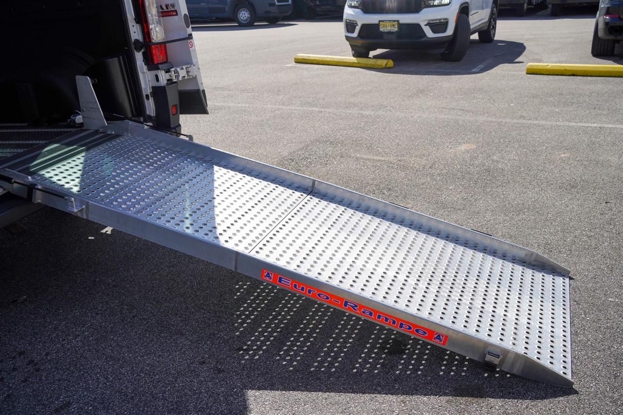 RAM Promaster 2500 High Roof Tradesman 159-in. WB 2016