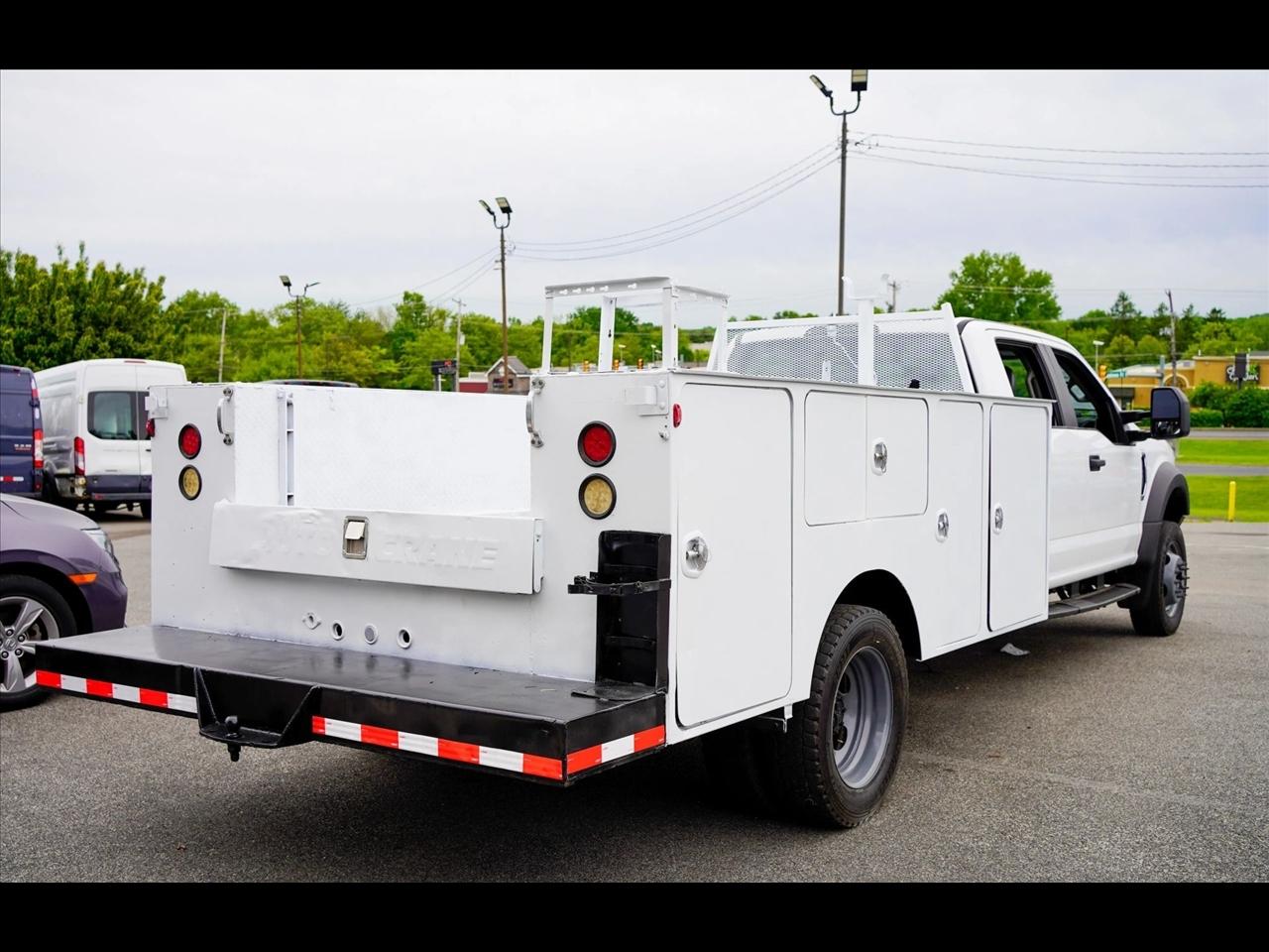 Ford F-450 SD Crew Cab DRW 2WD 2021