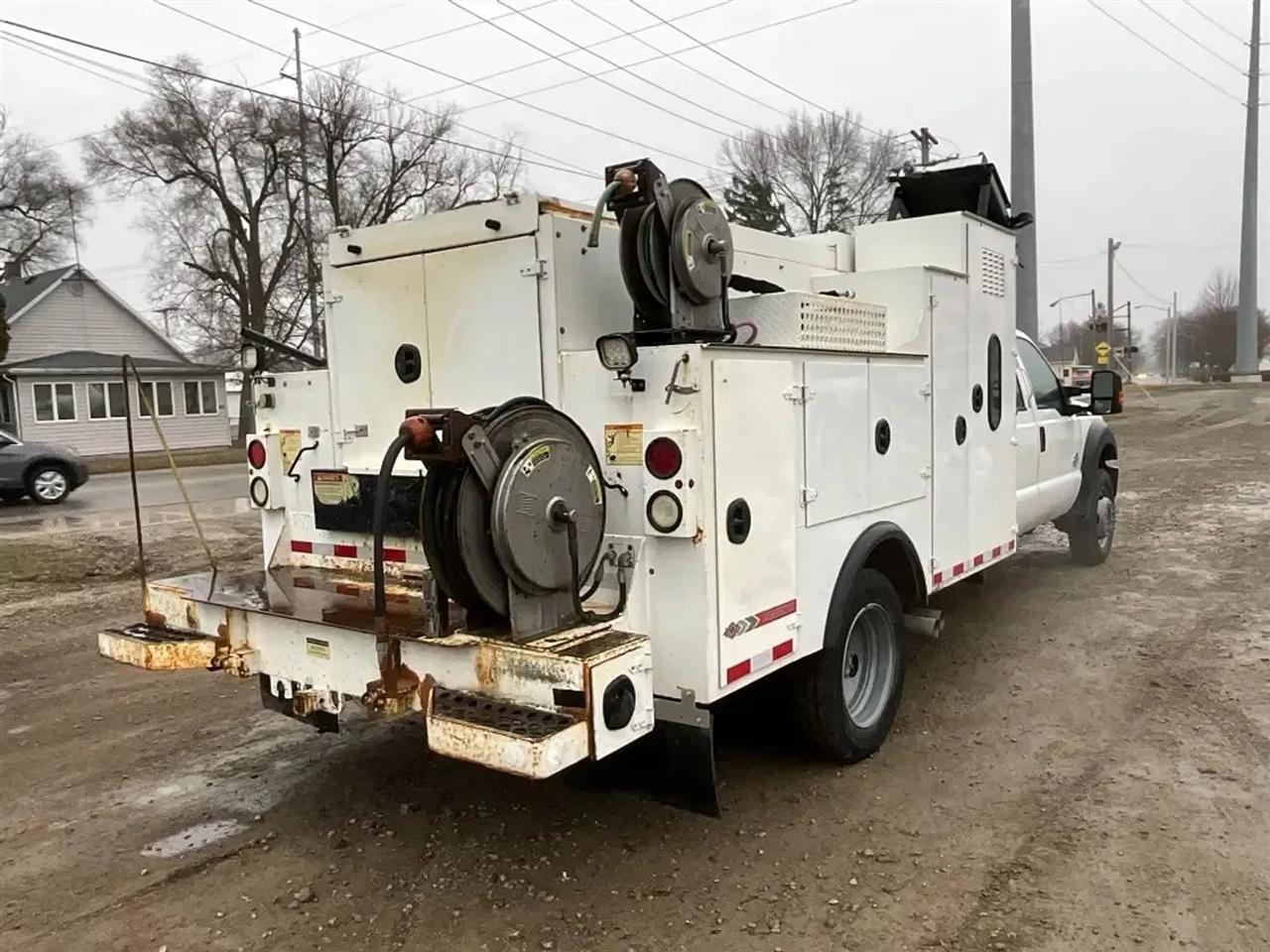 Ford F-550 Crew Cab DRW 4WD 2016