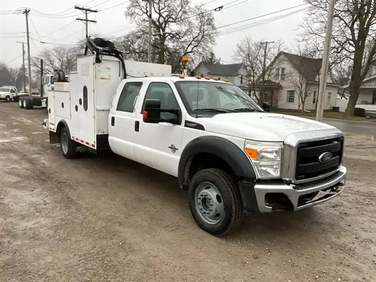 2016 Ford F-550 Crew Cab DRW 4WD