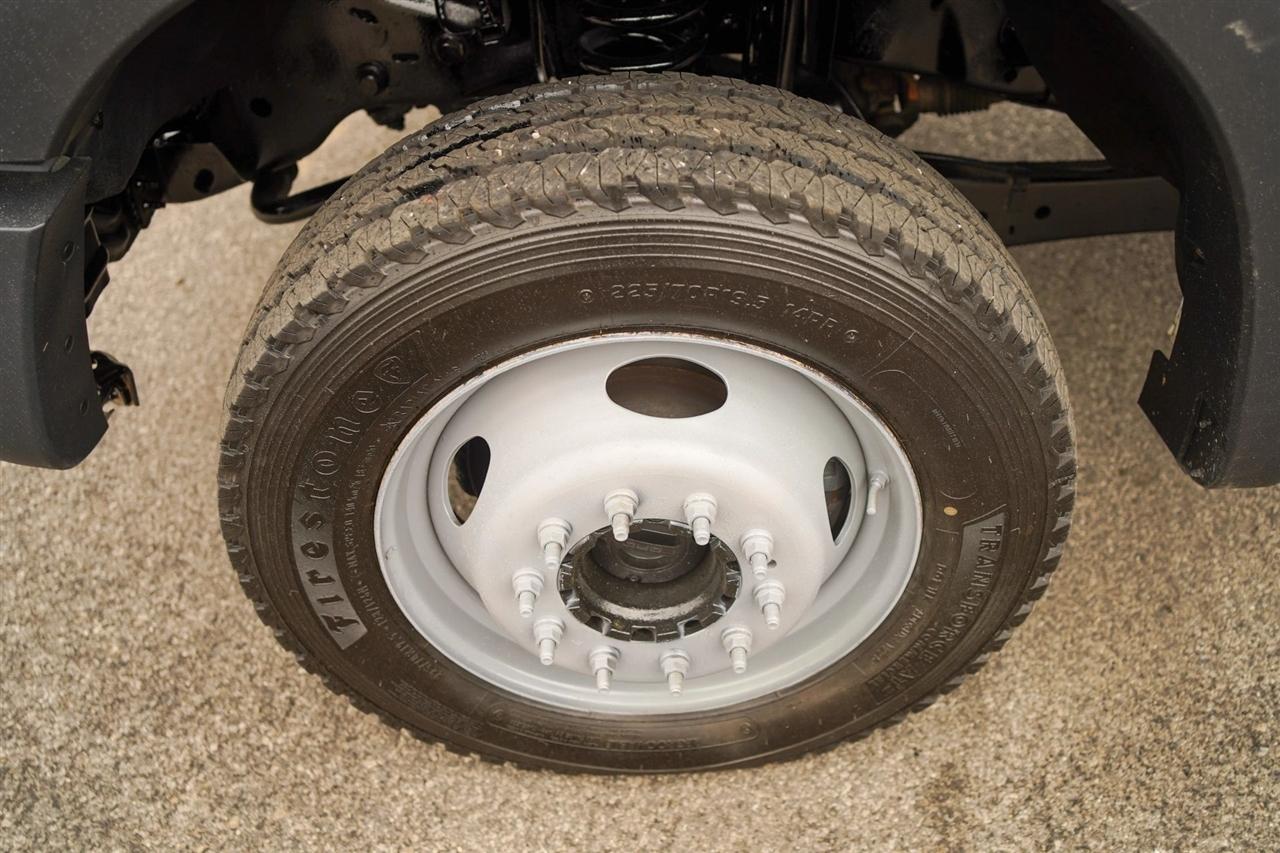 Ford F-550 Crew Cab DRW 4WD 2016