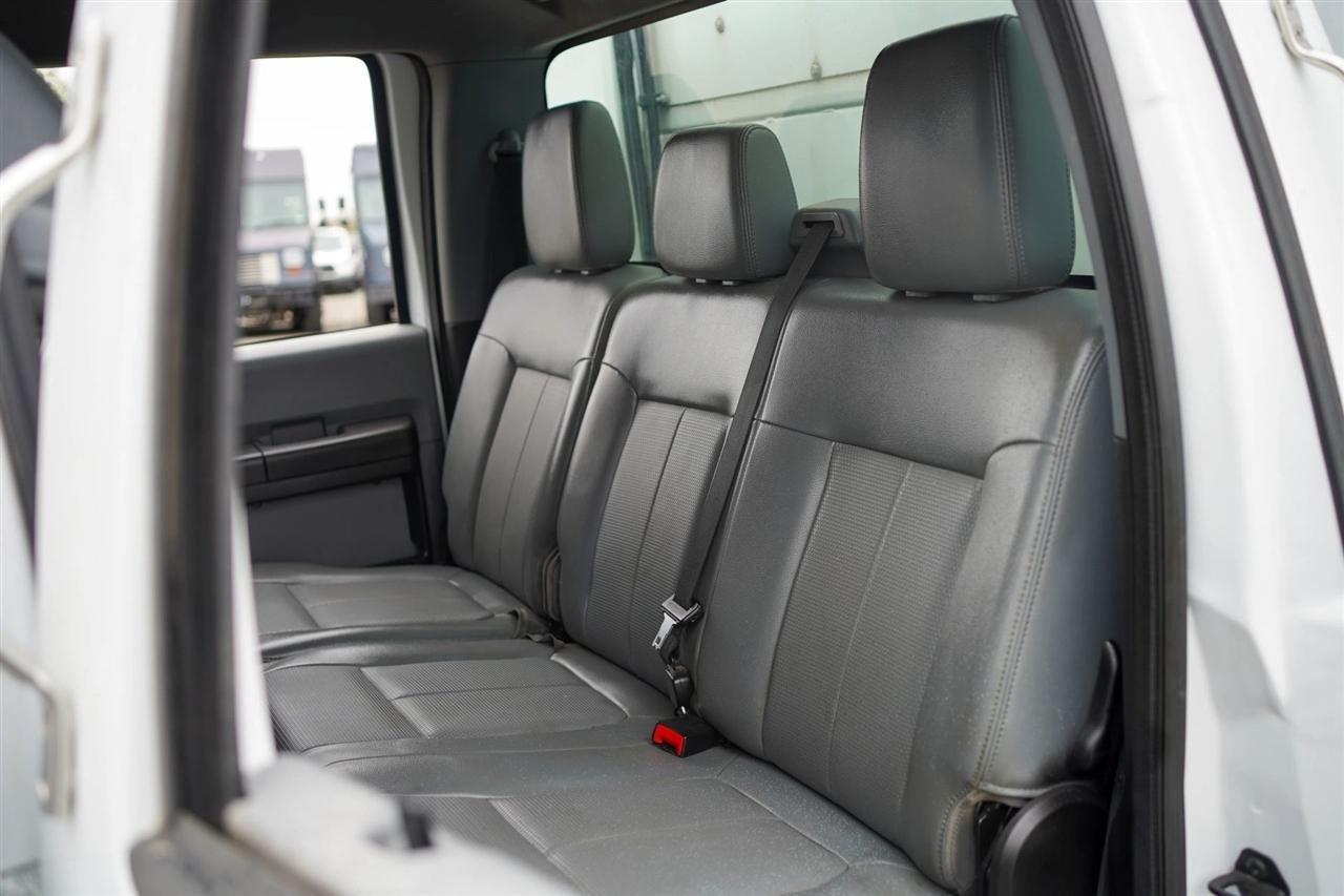 Ford F-550 Crew Cab DRW 4WD 2016