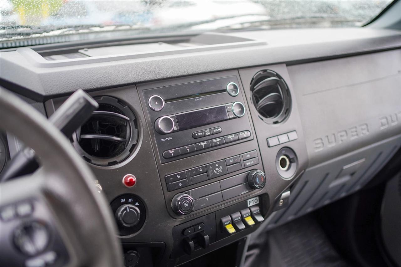 Ford F-550 Crew Cab DRW 4WD 2016