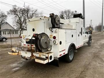 2016 Ford F-550 Crew Cab DRW 4WD