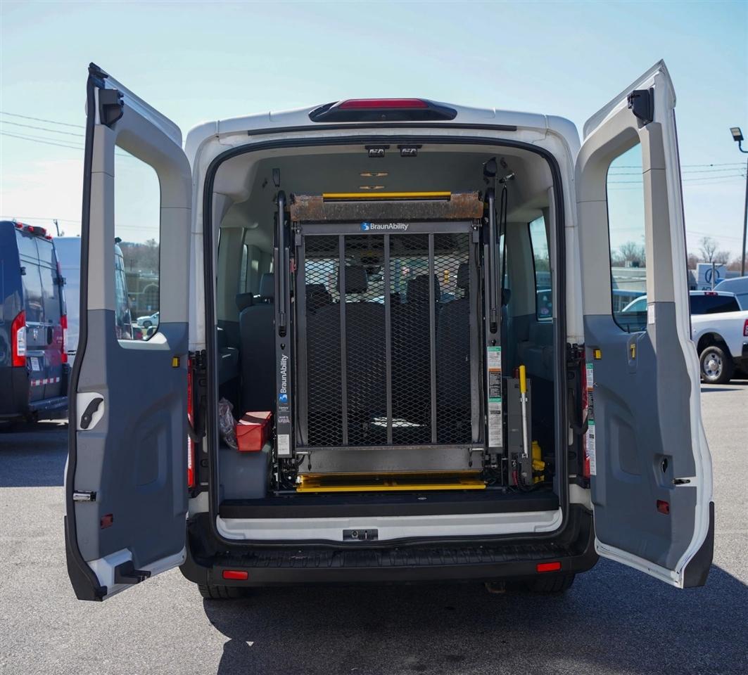 2019 Ford Transit 350 Wagon Med. Roof XL w/Sliding Pass. 148-in. WB