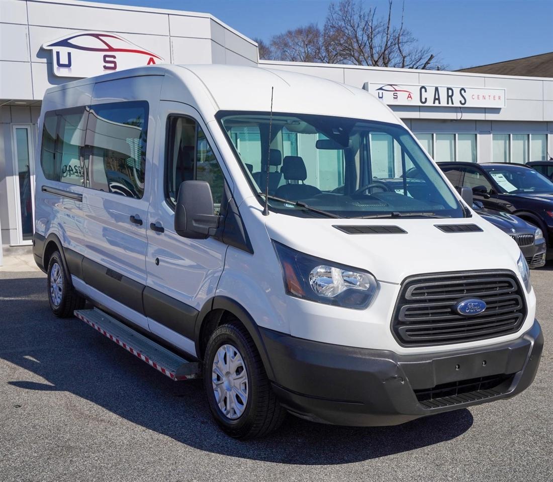 Ford Transit 350 Wagon Med. Roof XL w/Sliding Pass. 148-in. WB 2019