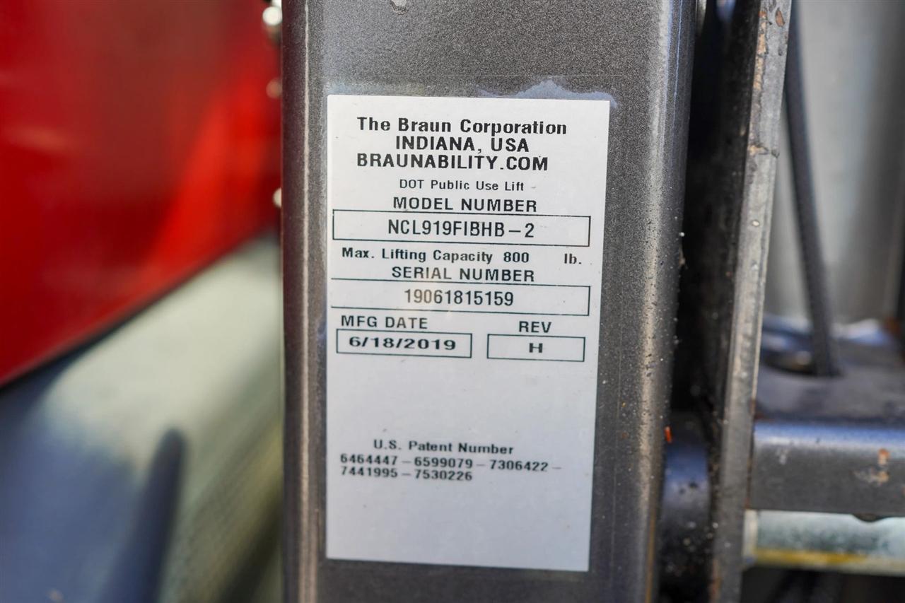 Ford Transit 350 Wagon Med. Roof XL w/Sliding Pass. 148-in. WB 2019