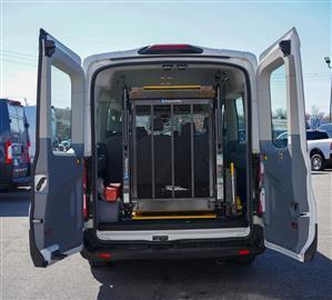 2019 Ford Transit 350 Wagon Med. Roof XL w/Sliding Pass. 148-in. WB