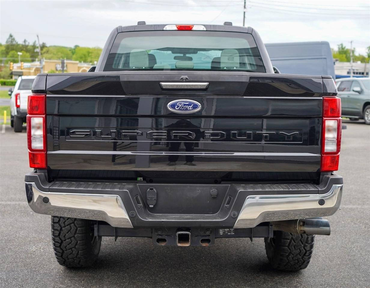 Ford F-250 SD XLT Crew Cab 4WD 2022