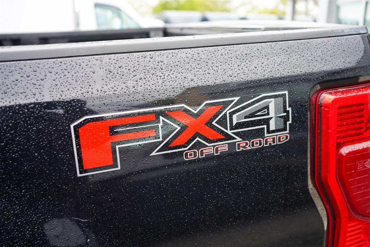 Ford F-250 SD XLT Crew Cab 4WD 2022
