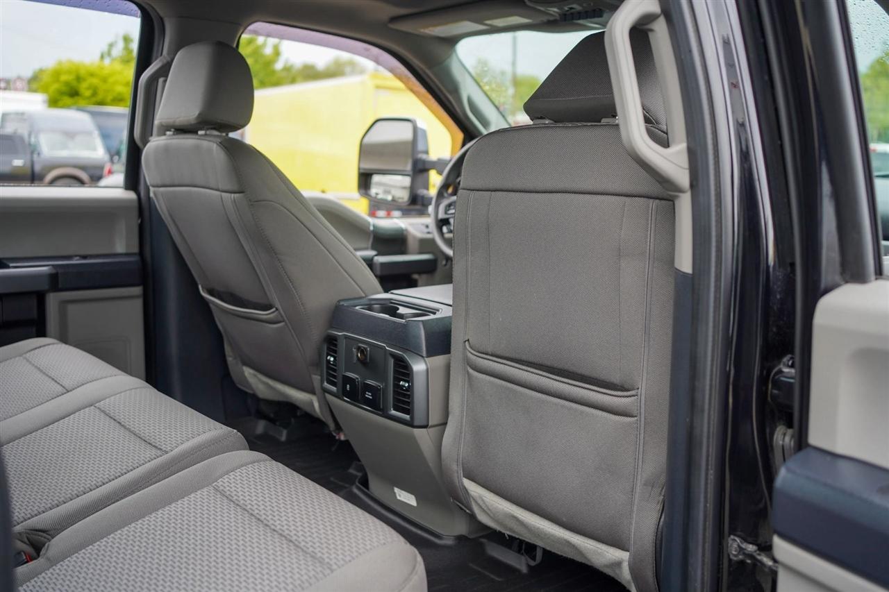 Ford F-250 SD XLT Crew Cab 4WD 2022