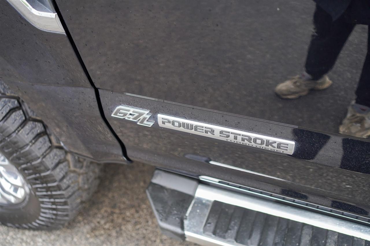 Ford F-250 SD XLT Crew Cab 4WD 2022