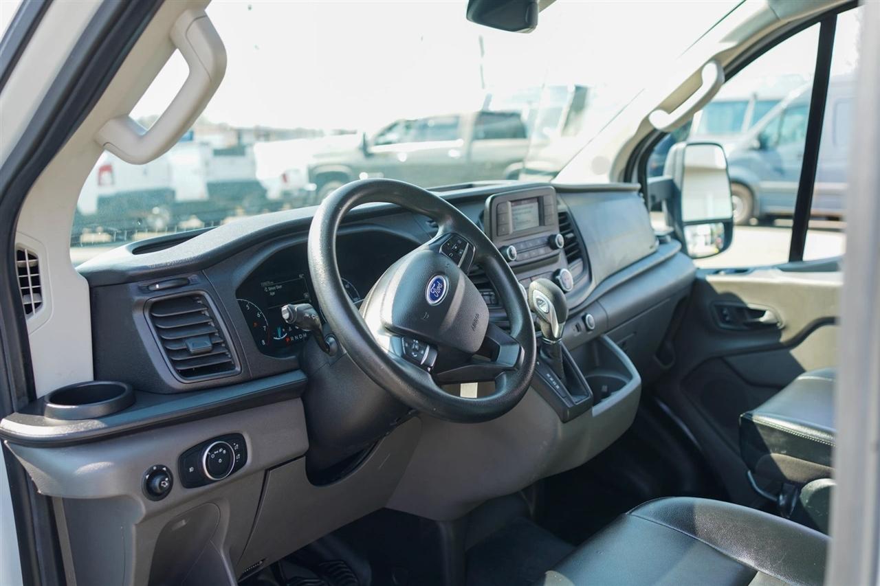 Ford Transit 350 Van Low Roof Sliding Pass. 130-in. WB 2020