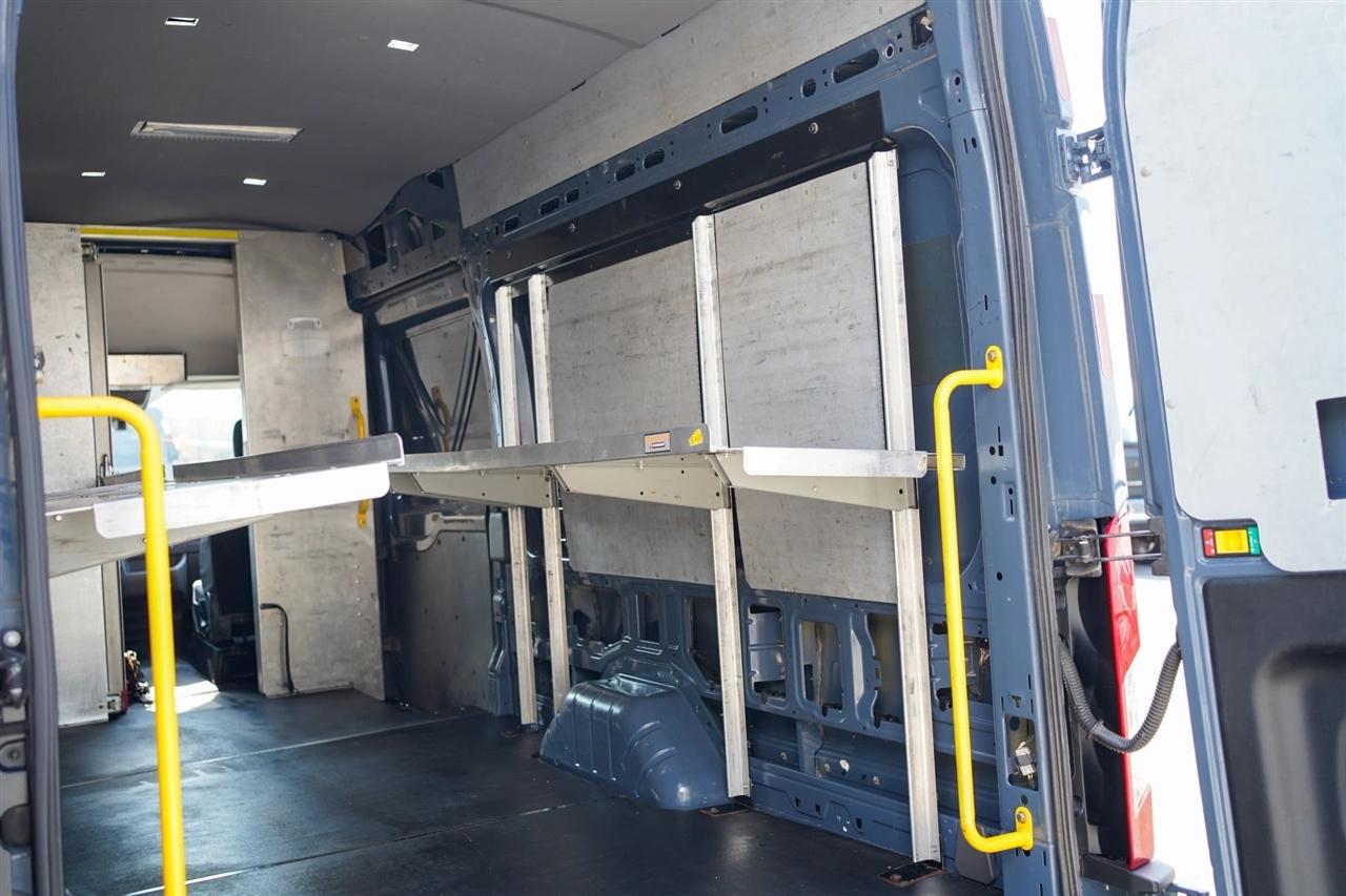 Ford Transit 250 Van High Roof w/Sliding Pass. 148-in. WB EL 2020