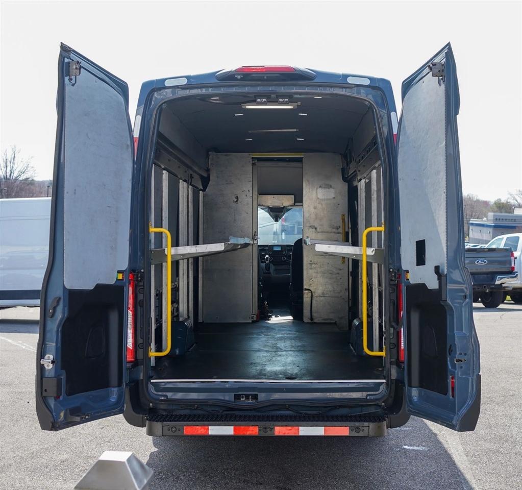 Ford Transit 250 Van High Roof w/Sliding Pass. 148-in. WB EL 2020