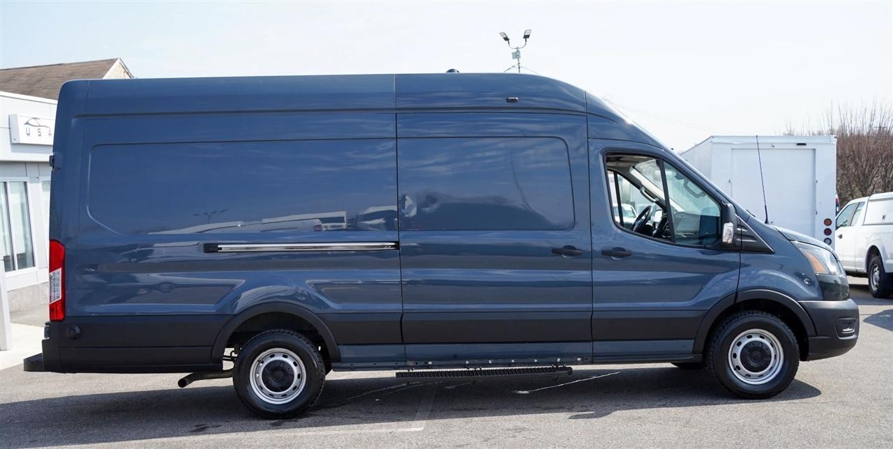 Ford Transit 250 Van High Roof w/Sliding Pass. 148-in. WB EL 2020