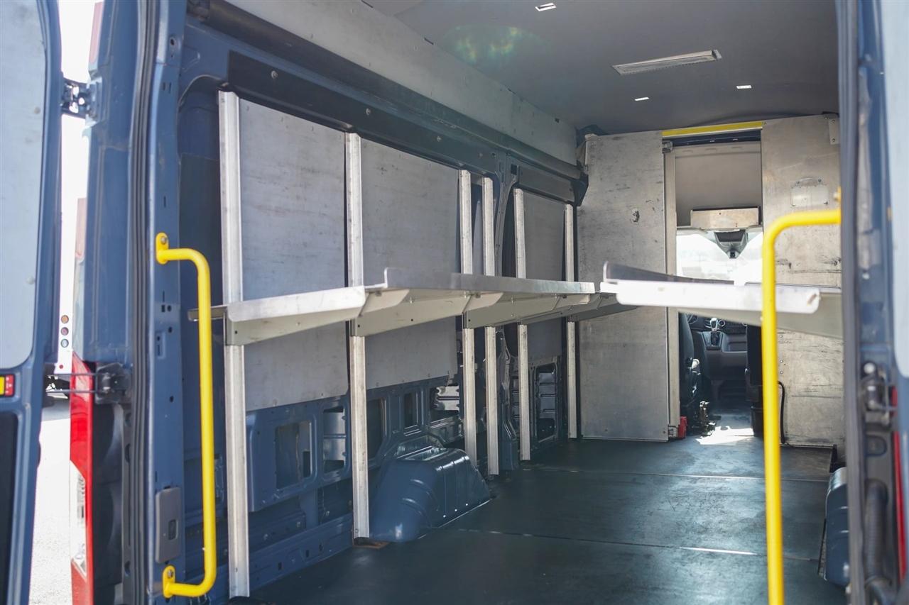 Ford Transit 250 Van High Roof w/Sliding Pass. 148-in. WB EL 2020