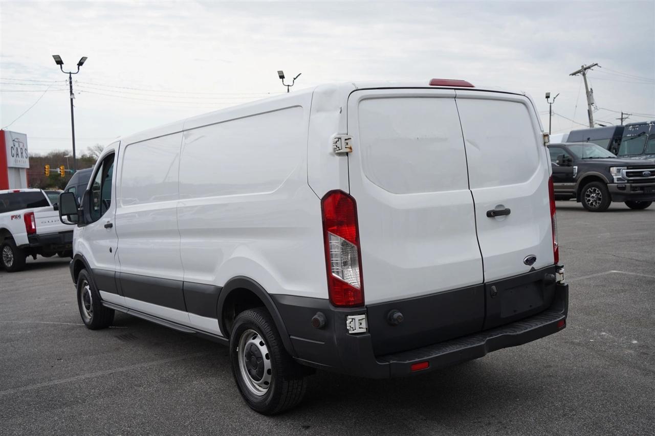 Ford Transit 350 Van Low Roof w/Sliding Pass. 148-in. WB 2018