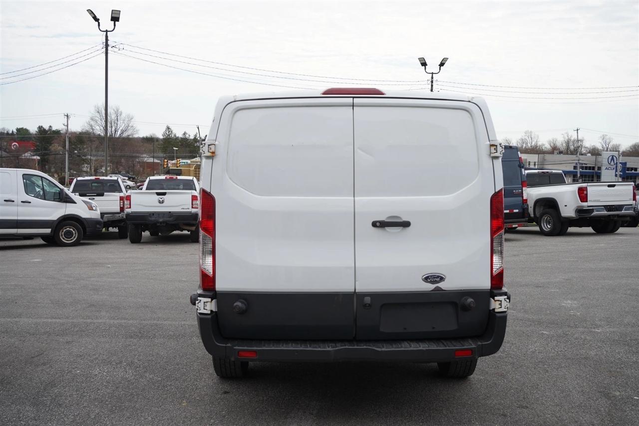 Ford Transit 350 Van Low Roof w/Sliding Pass. 148-in. WB 2018