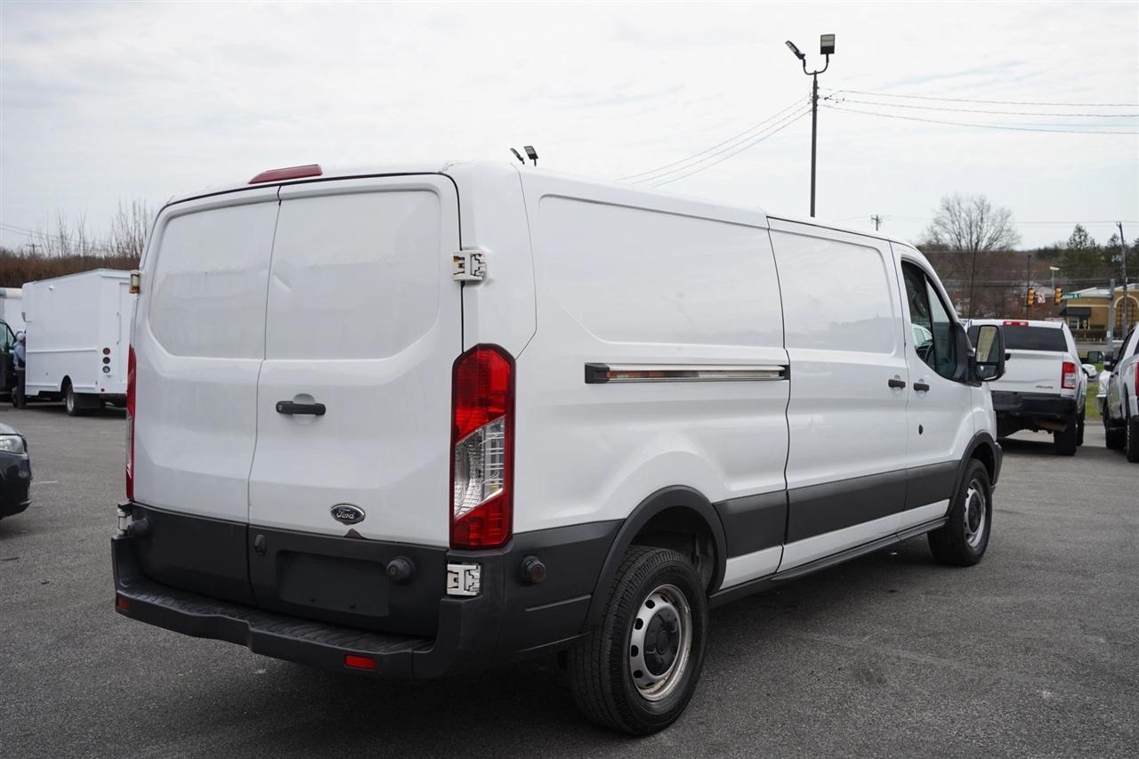 Ford Transit 350 Van Low Roof w/Sliding Pass. 148-in. WB 2018