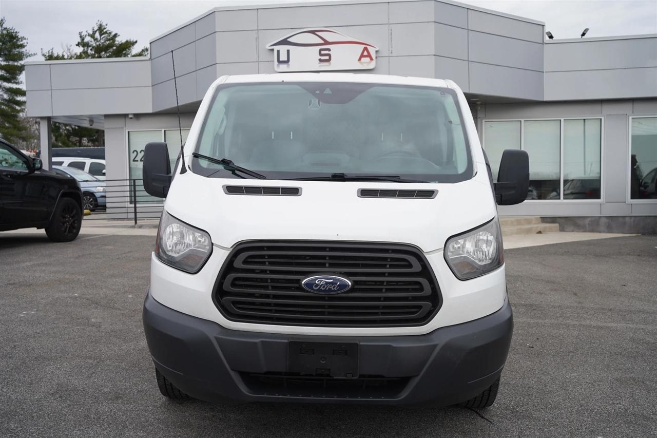 Ford Transit 350 Van Low Roof w/Sliding Pass. 148-in. WB 2018