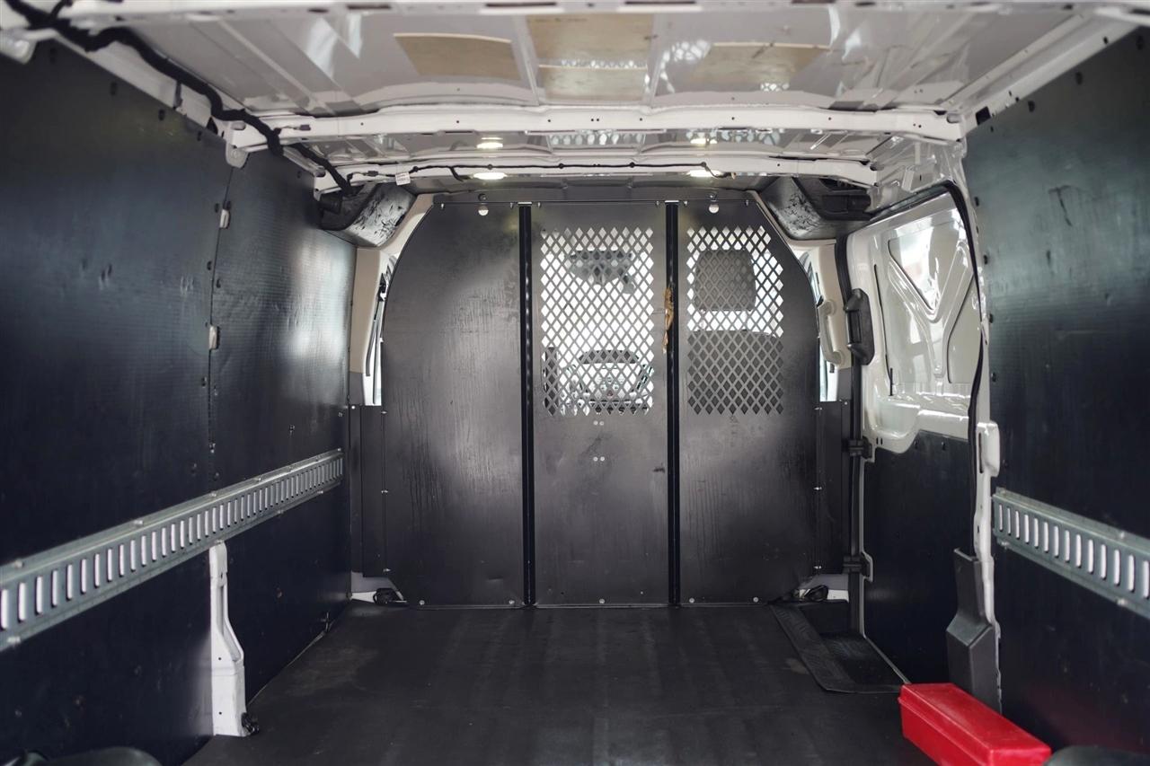 Ford Transit 350 Van Low Roof w/Sliding Pass. 148-in. WB 2018