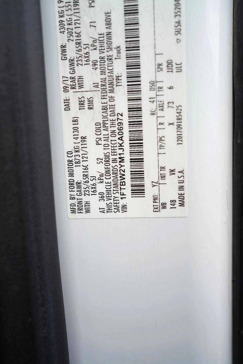 Ford Transit 350 Van Low Roof w/Sliding Pass. 148-in. WB 2018