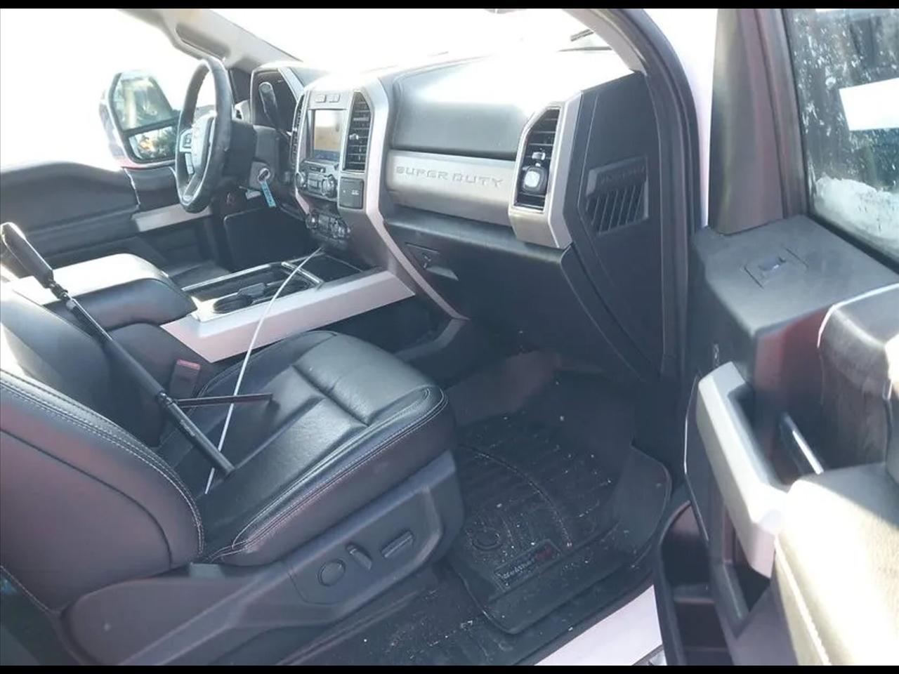 Ford F-250 SD Lariat Crew Cab 4WD 2021