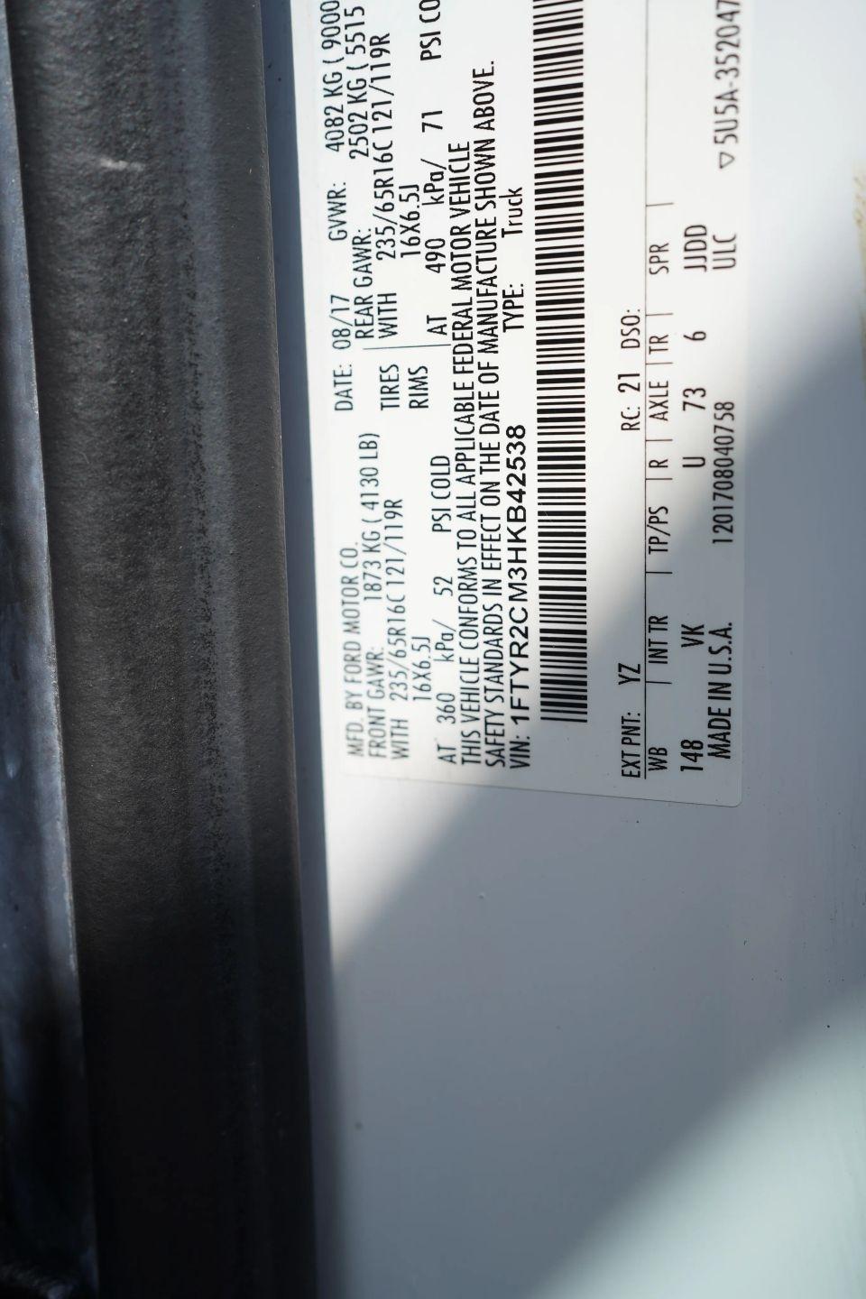 Ford Transit 250 Van Med. Roof w/Sliding Pass. 148-in. WB 2017