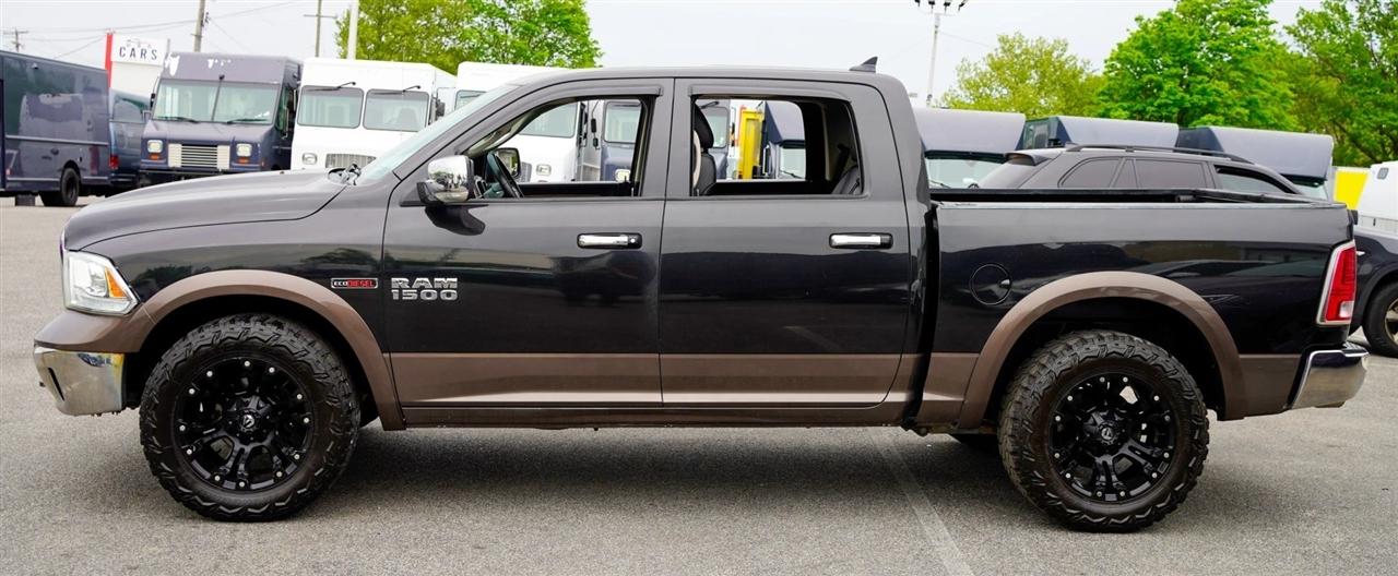 RAM 1500 Laramie Crew Cab SWB 4WD 2018