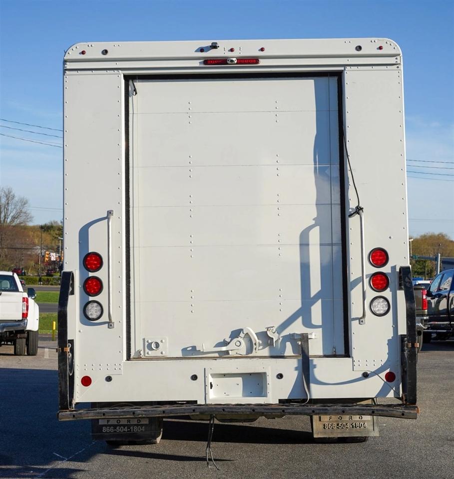 Ford Stripped Chassis  2021