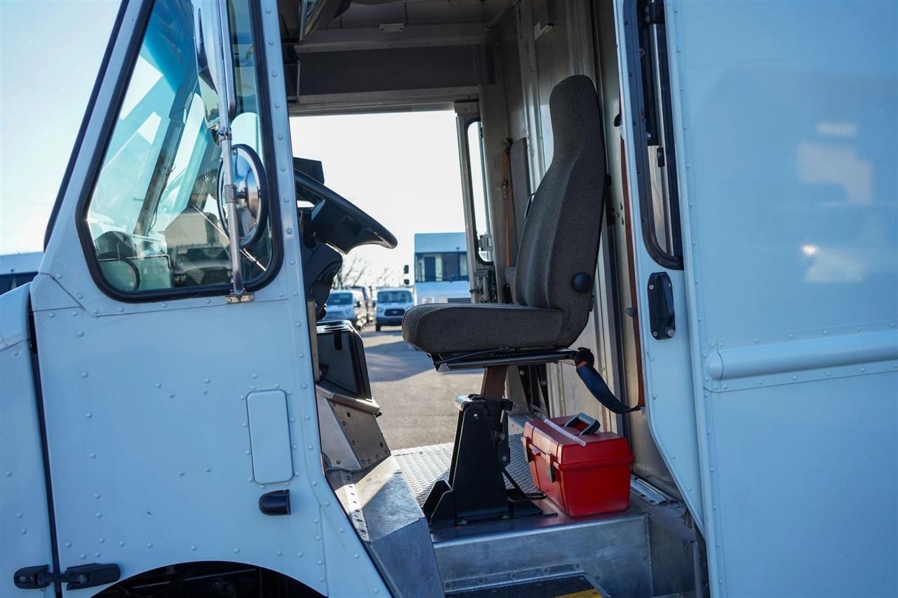 Ford Stripped Chassis  2021