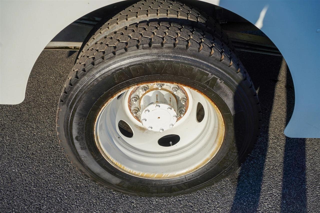 Ford Stripped Chassis  2021