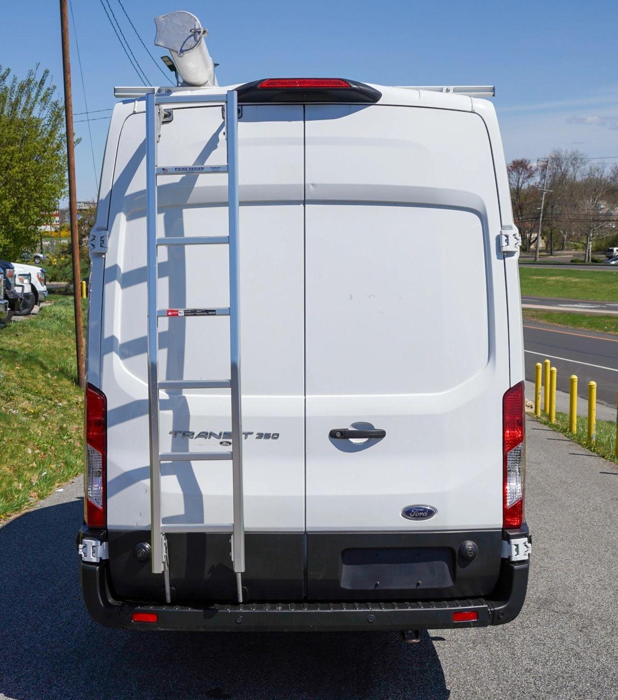 Ford Transit 350 Van High Roof w/Sliding Pass. 148-in. WB EL 2024