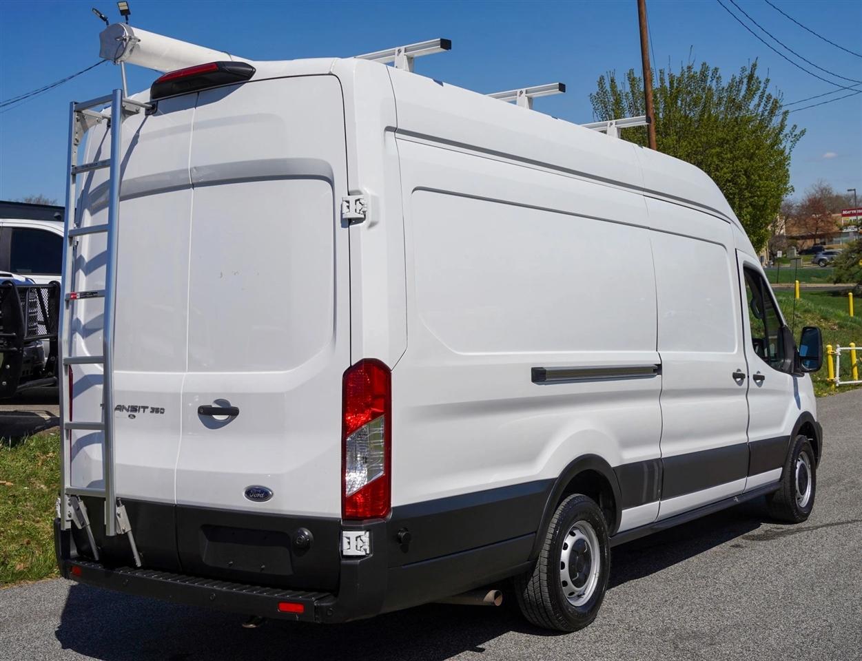 Ford Transit 350 Van High Roof w/Sliding Pass. 148-in. WB EL 2024